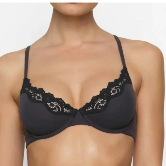 SKIMS FITS EVERYBODY LACE UNLINED SCOOP BRA - Picture 7 of 7